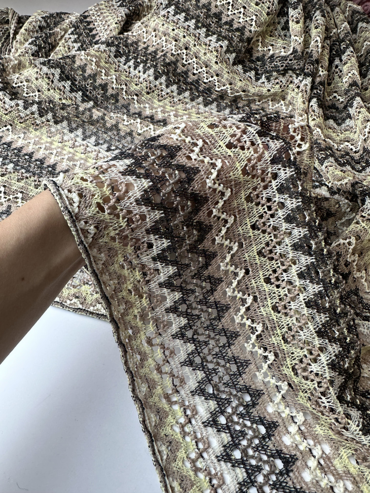 Кружево вязаное, ткань для шитья #1