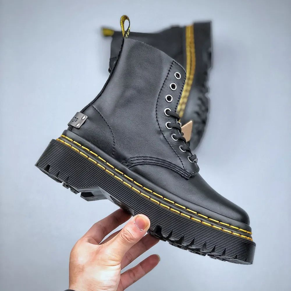 Ботинки Dr. Martens #1