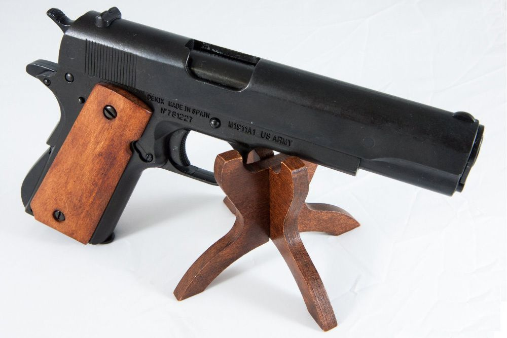 Пистолет автоматический Кольт 45 калибра 1911 года #1