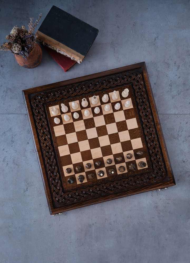 Шахматы-нарды "Окантовка" настольная игра #1