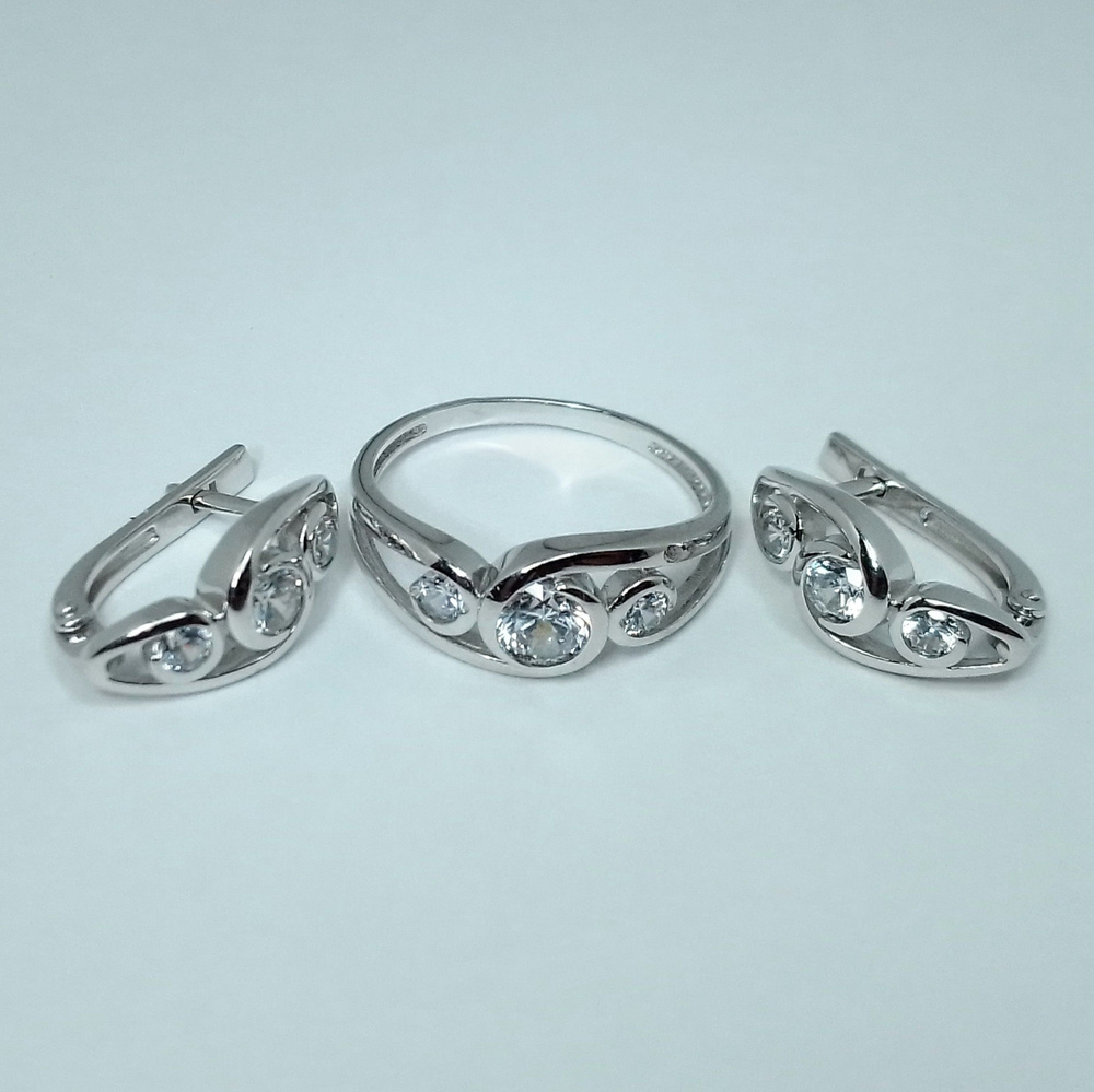 Комплект украшений с фианитами кольцо 19 + серьги серебро 925 пробыродирование - купить с доставкой по выгодным ценам в интернет-магазине OZON(812210169)