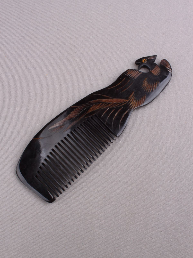 Расческа для волос из натурального рога с резной ручкой, Темный павлин  #1