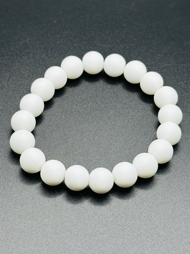 Браслет женские натуральные камни 10 мм: Белый агат. Браслет на руку  #1