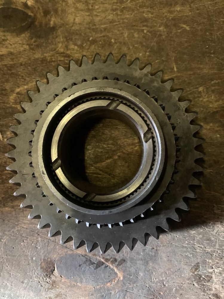 Шестерня КПП 1 передачи вторичного вала Газ 3110, Газель 3302 старого ...