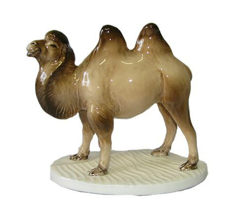 Фарфоровая статуэтка Верблюд среднеазиатский #1