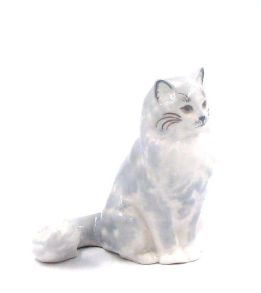 Сибирская белая с серым фигурка кошки фарфоровая #1