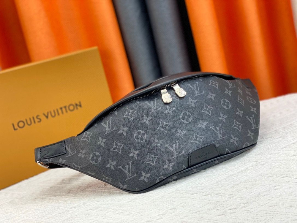 Louis Vuitton Сумка на пояс #1