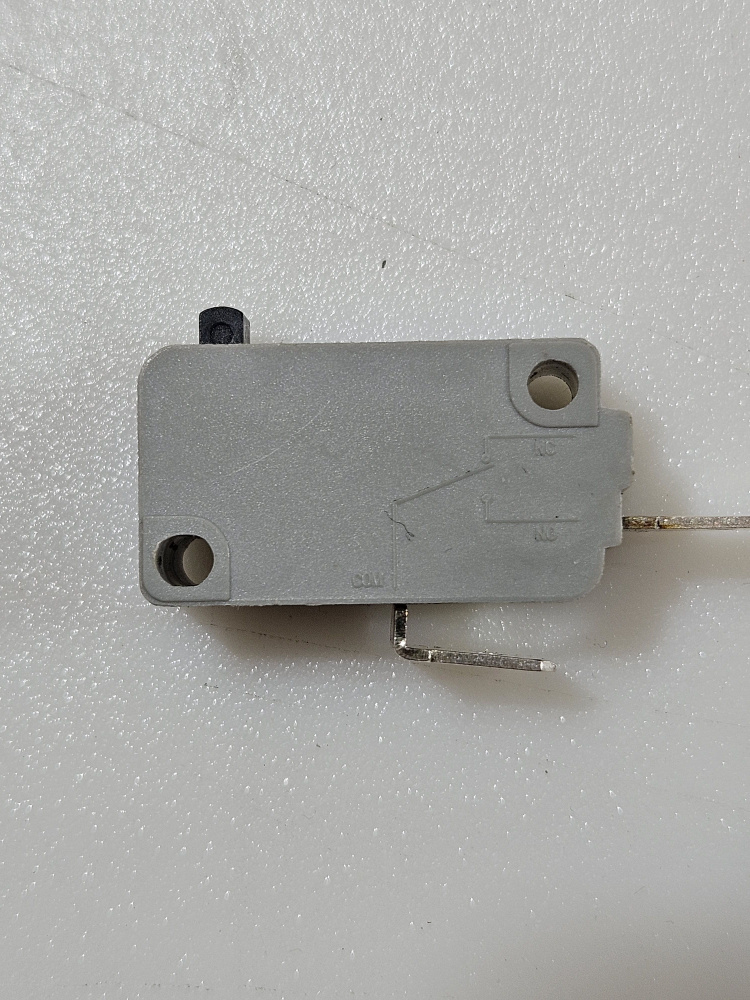 Микровыключатель 2 контакта с кнопкой Gorbo XCK-010 (KW3A 125 В/250 ...