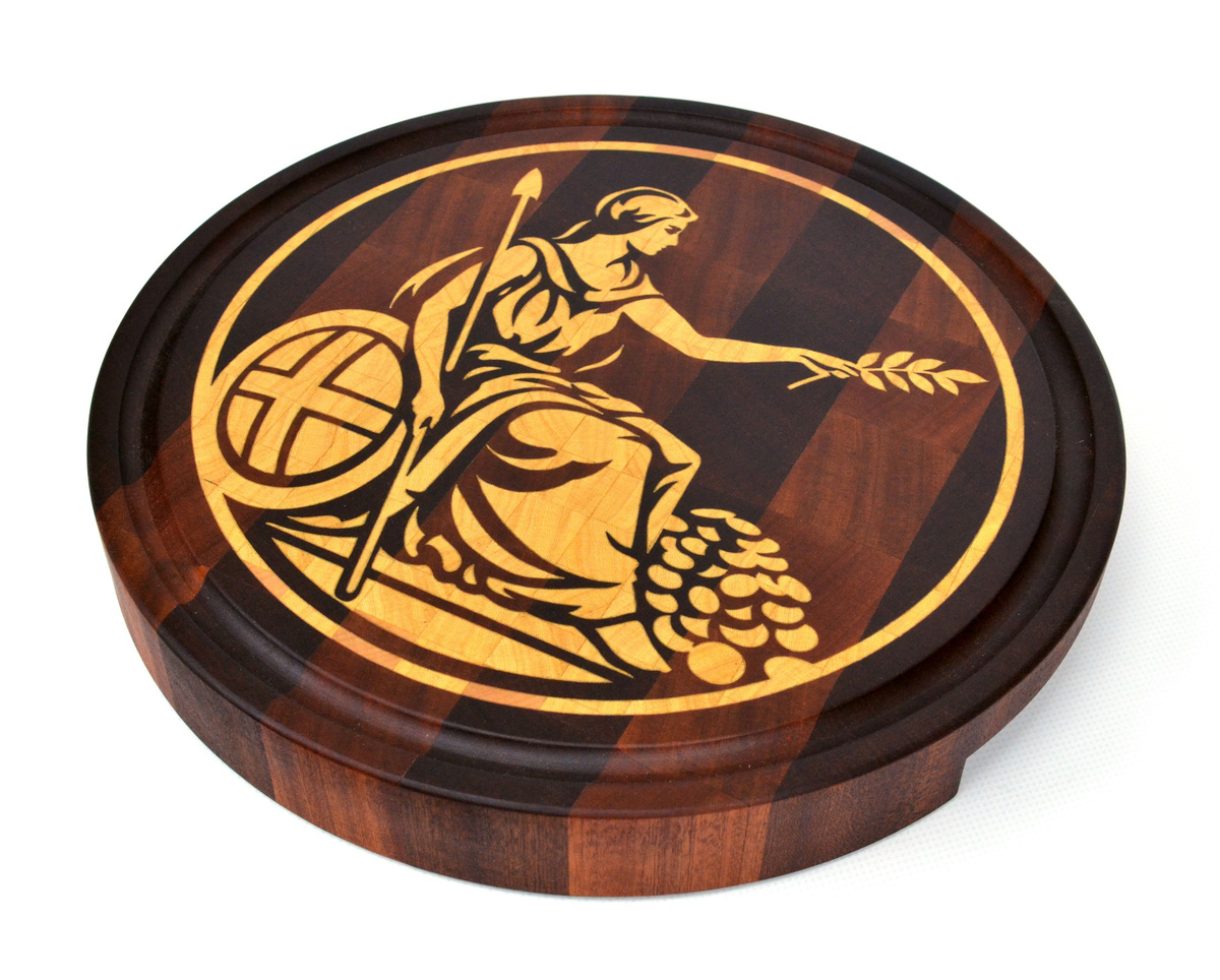 https://www.ozon.ru/product/doska-derevyannaya-kruglaya-wooden-plate-boginya-krasnoe-derevo-sapele-koto-31-sm-1010199475