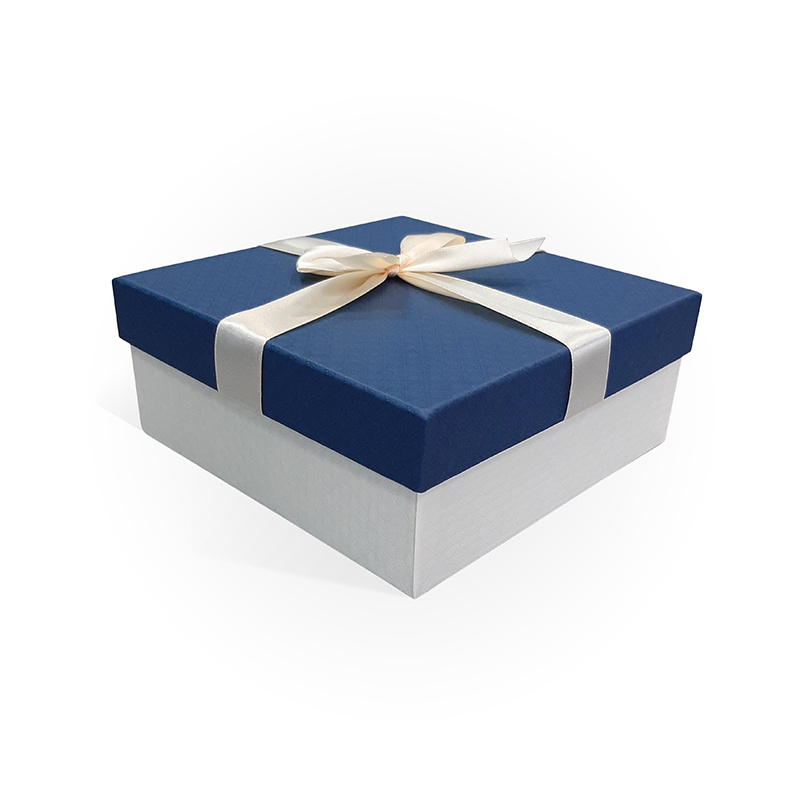 Подарочная коробка с бантом новогодняя, бокс для подарка 170х170х70мм  #1