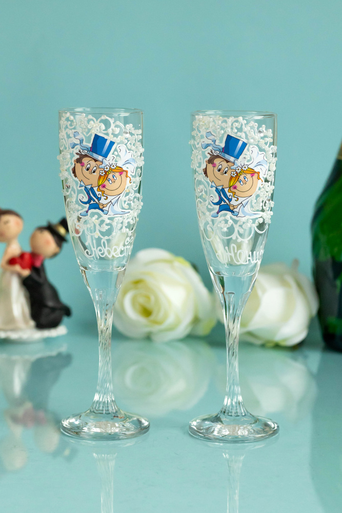 Свадебные стаканы в форме тюльпан "Жених и невеста" с белыми узорами и забавными персонажами синего и #1