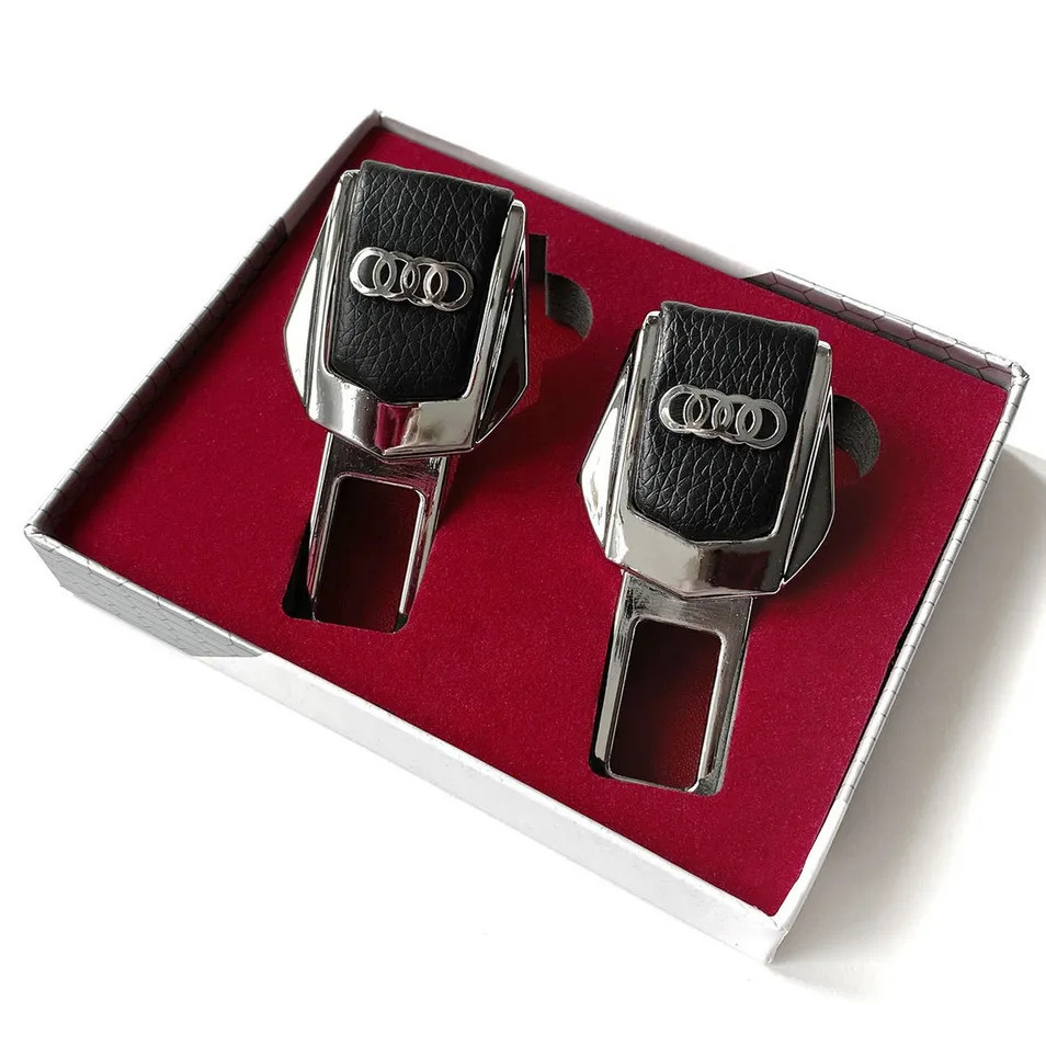 Заглушки ремней безопасности Audi (Ауди) Натуральная кожа, хромированный металл, в подарочной упаковке, #1