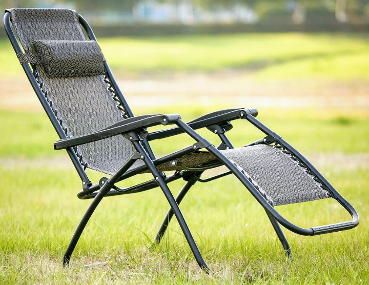 Раскладное кресло для отдыха на даче
