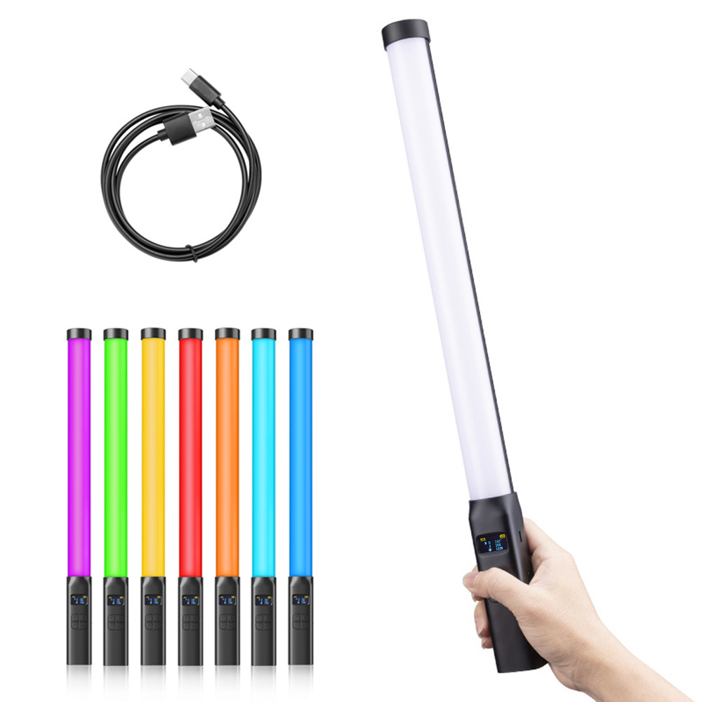 Ручной светодиодный видеосветильник Ulanzi VL119 RGB Tube Light #1