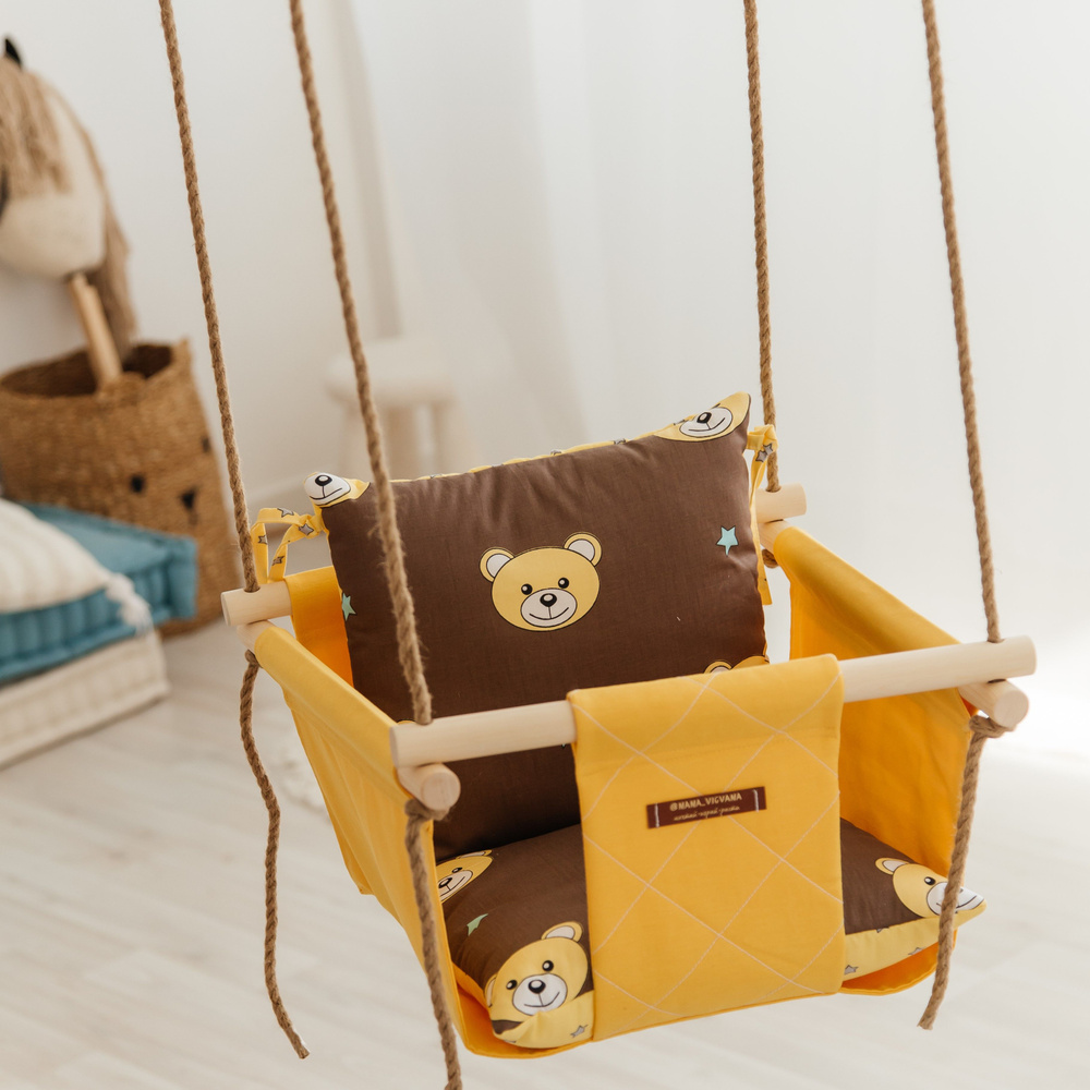 Качели подвесные желтые детские тканевые с ремнем безопасности для дома и дачи с подушкой "Мишка шоколадный" #1
