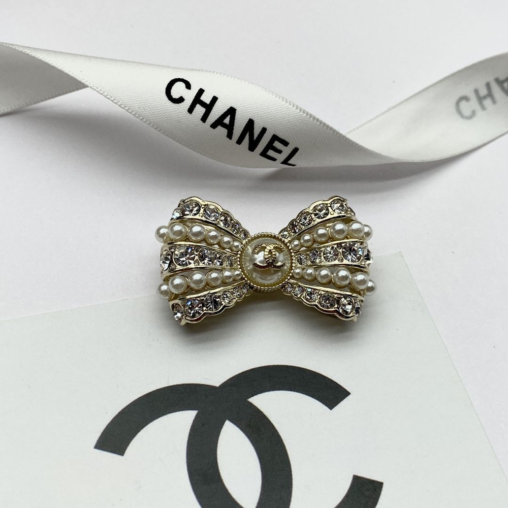 Chanel Брошь #1