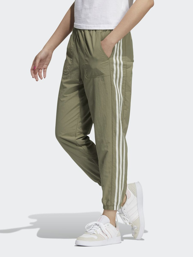 Брюки спортивные adidas Aug Pnt 2 #1