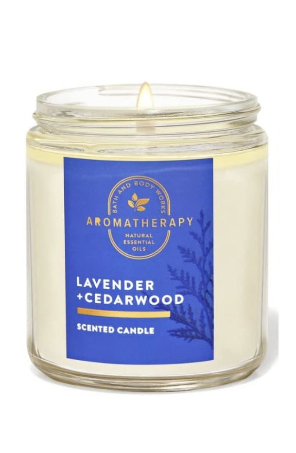 Bath and Body Works Свеча ароматическая "Lavender and Vanilla", 9 см х 6,5 см, 1 шт  #1