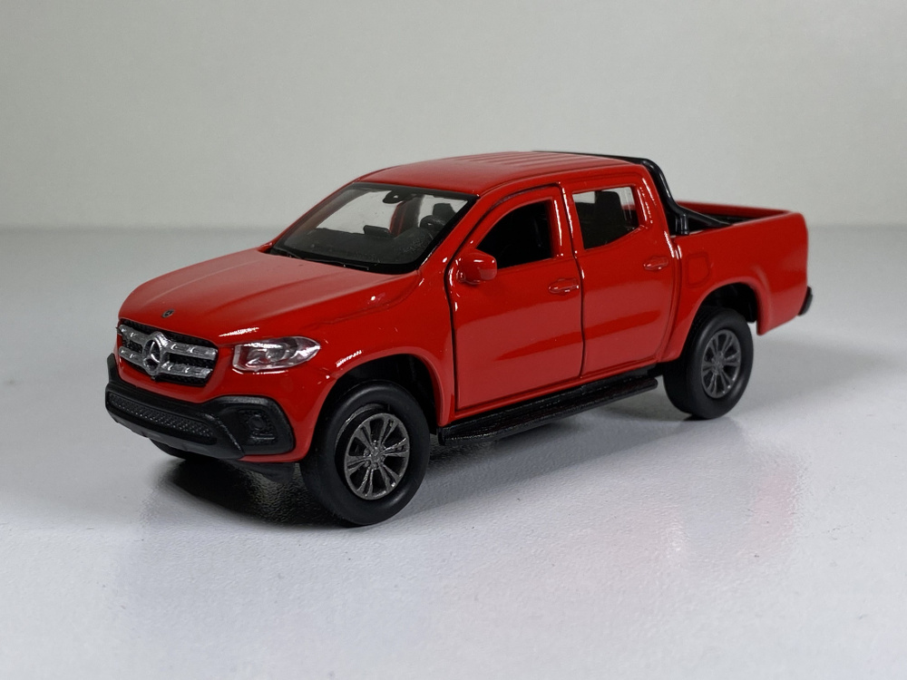 Модель-игрушка Mercedes-Benz X-Class / 11,7 см - купить с доставкой по ...