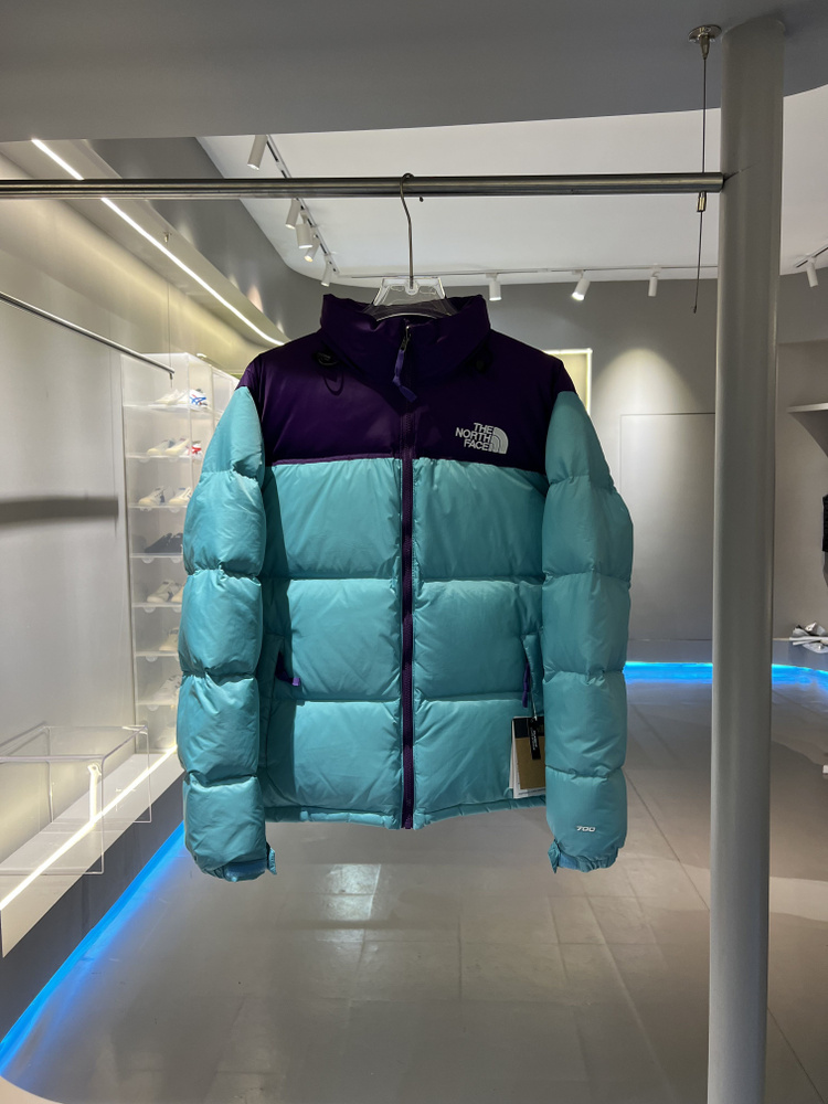 Пуховик The North Face M 1996 Retro Nuptse Jacket #1