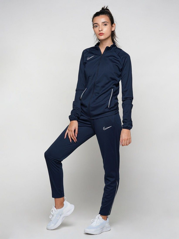 Костюм спортивный Nike #1