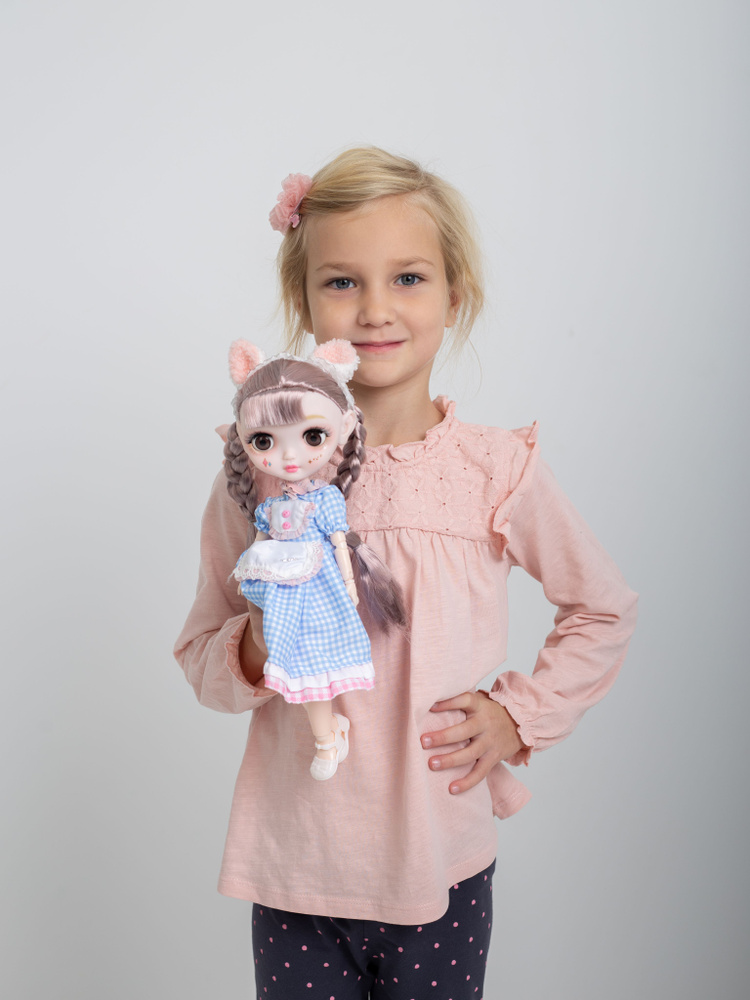 Большая реалистичная кукла принцесса с пышным платьем, маленькой короной, длинными волосами, подвижными #1