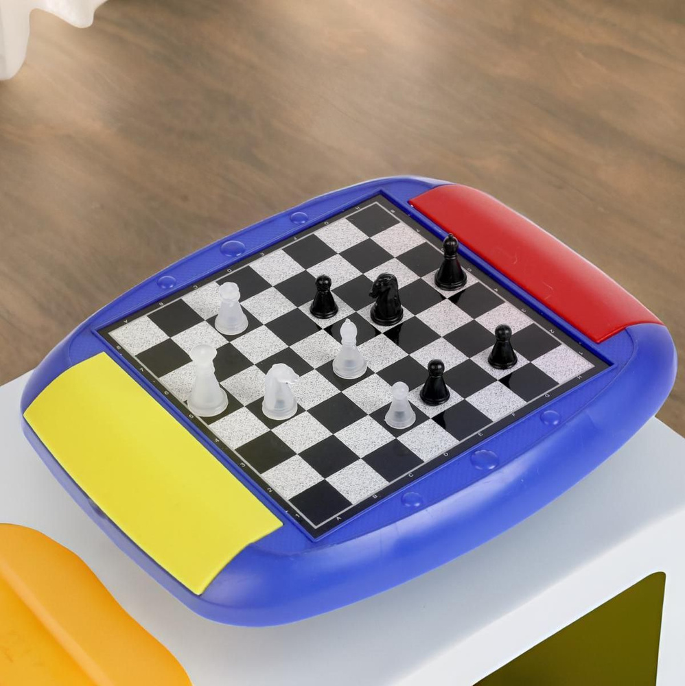 Настольная игра для детей Умные игры Шахматы компактные дорожные  #1