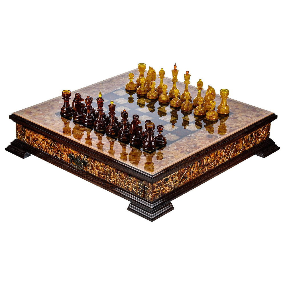 Шахматный ларец деревянный с янтарными фигурами #1