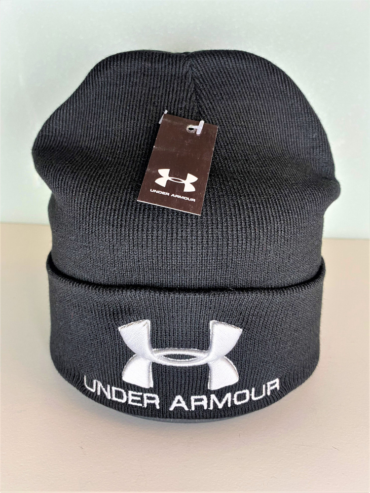 Шапка Under Armour Весь мир моды #1