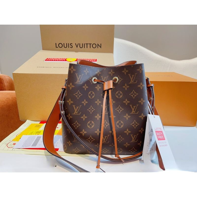 Louis Vuitton Сумка на плечо ведро #1