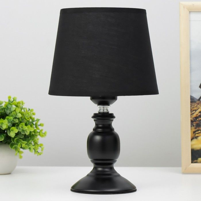 Risalux Настольная лампа "Лоретта" Е27 40Вт черный 17,5х17,5х29 см  #1
