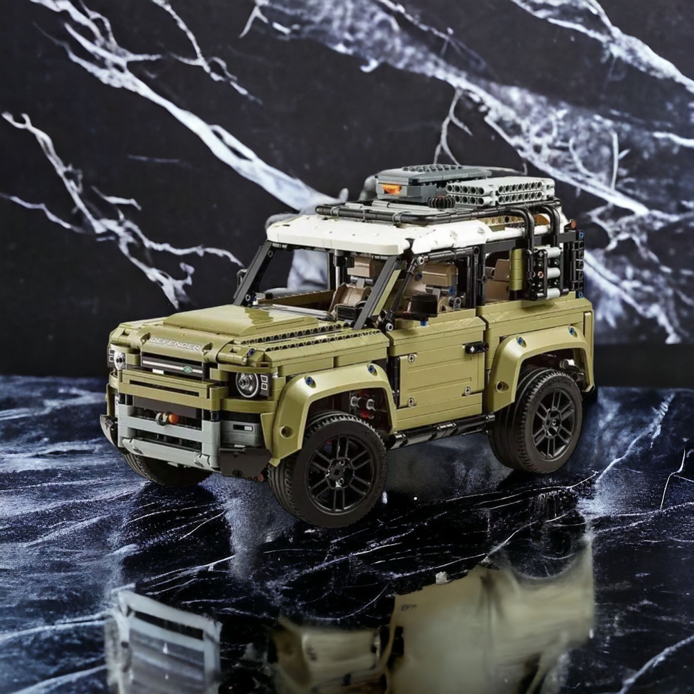 Конструктор Technic 93018 Новый Land Rover Defender #1