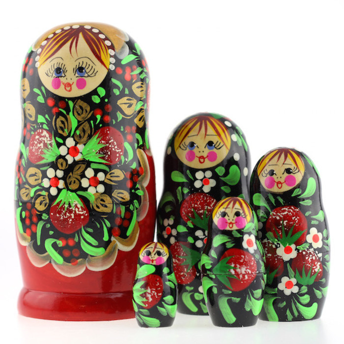 Ажна Матрешка деревянная авторская черный сарафан с ягодами 5 мест 15 см / сувенир  #1