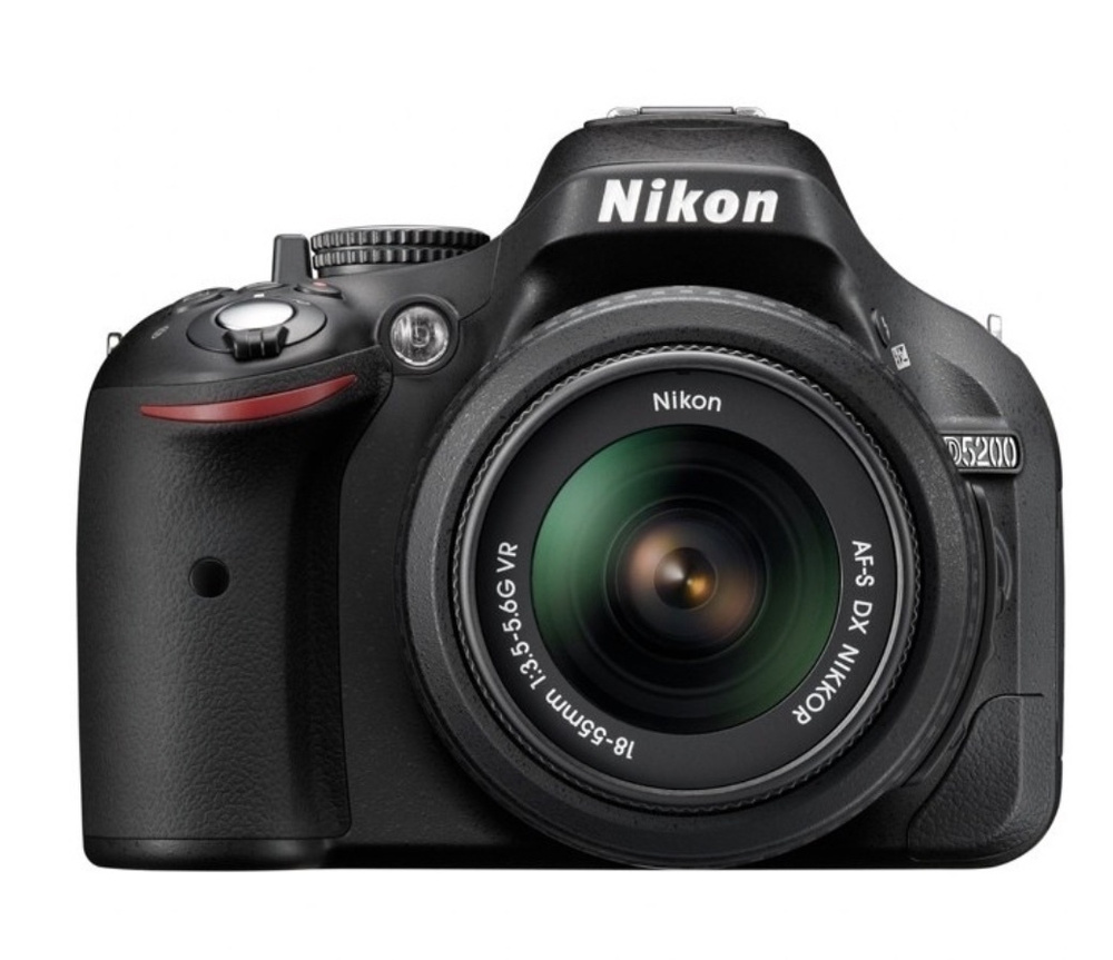 Зеркальный фотоаппарат Nikon D5200 kit 18-55 VR #1