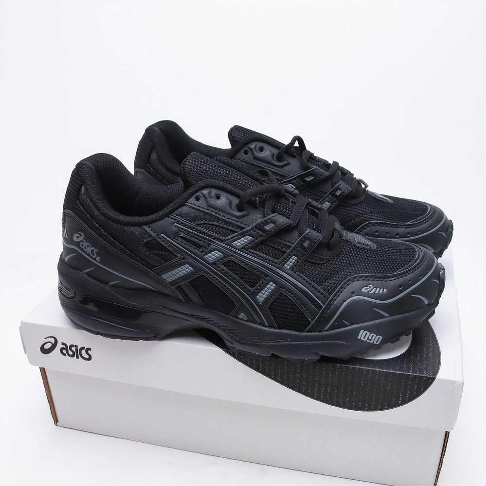 Кроссовки ASICS #1