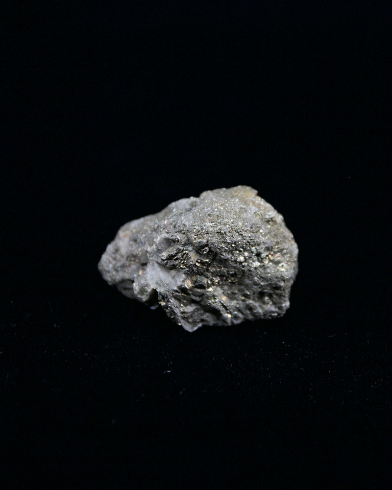 Пирит - 2.5-3.5 см, натуральный камень, колотый, необработанный, 1 шт - для декора, поделок, бижутерии #1