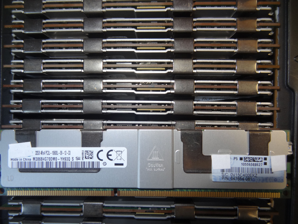OEM Оперативная память Серверная память DDR3 32GB 1333Mhz ECC REG Samsung 4Rx4 PC3L-10600L 1.35v M386B4G70DM0-YH93Q #1