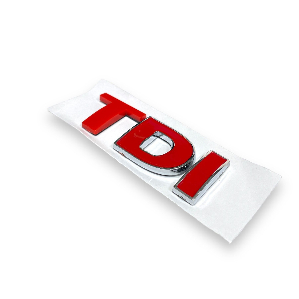Шильдик универсальный "TDI" на багажник красный (длина 7.5см)  #1
