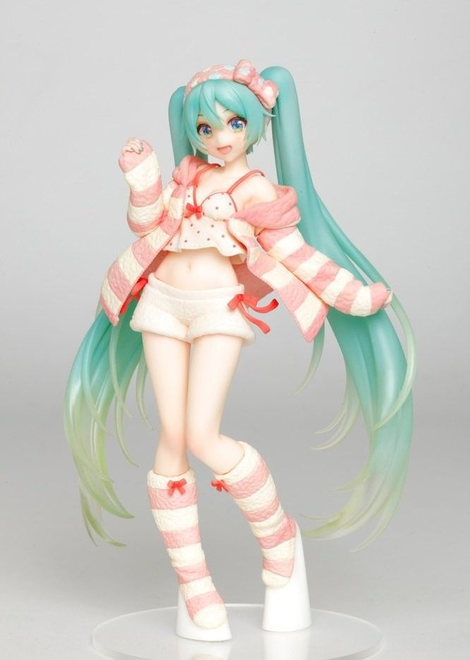 Фигурка Taito Vocaloid: Miku Hatsune Costumes Room Wear Ver. Вокалоид: Мику Хацунэ  #1