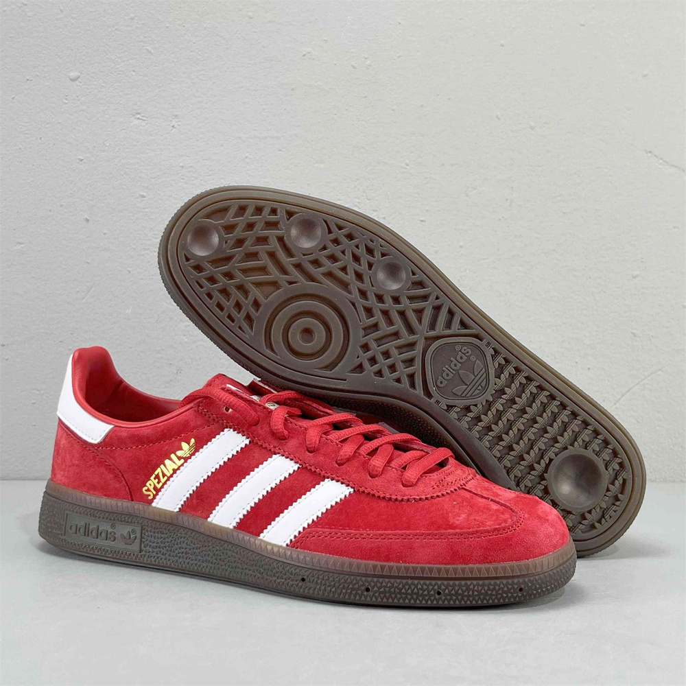 Кроссовки adidas Originals Spezial #1