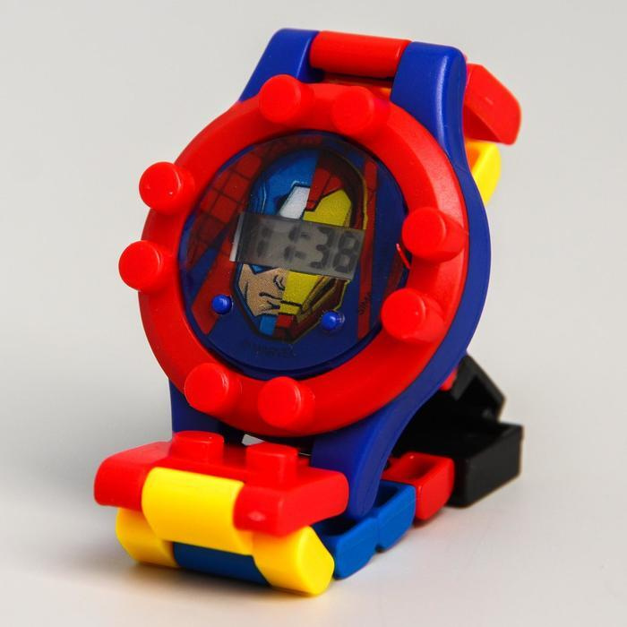 Часы наручные электронные "Супергерои", Мстители, с ремешком-конструктором  #1