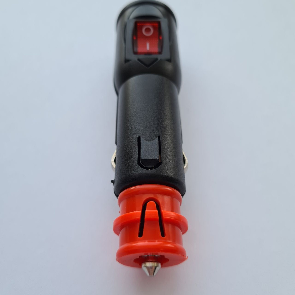 Штекер в прикуриватель с выключателем и индикатором купить по низкой ...