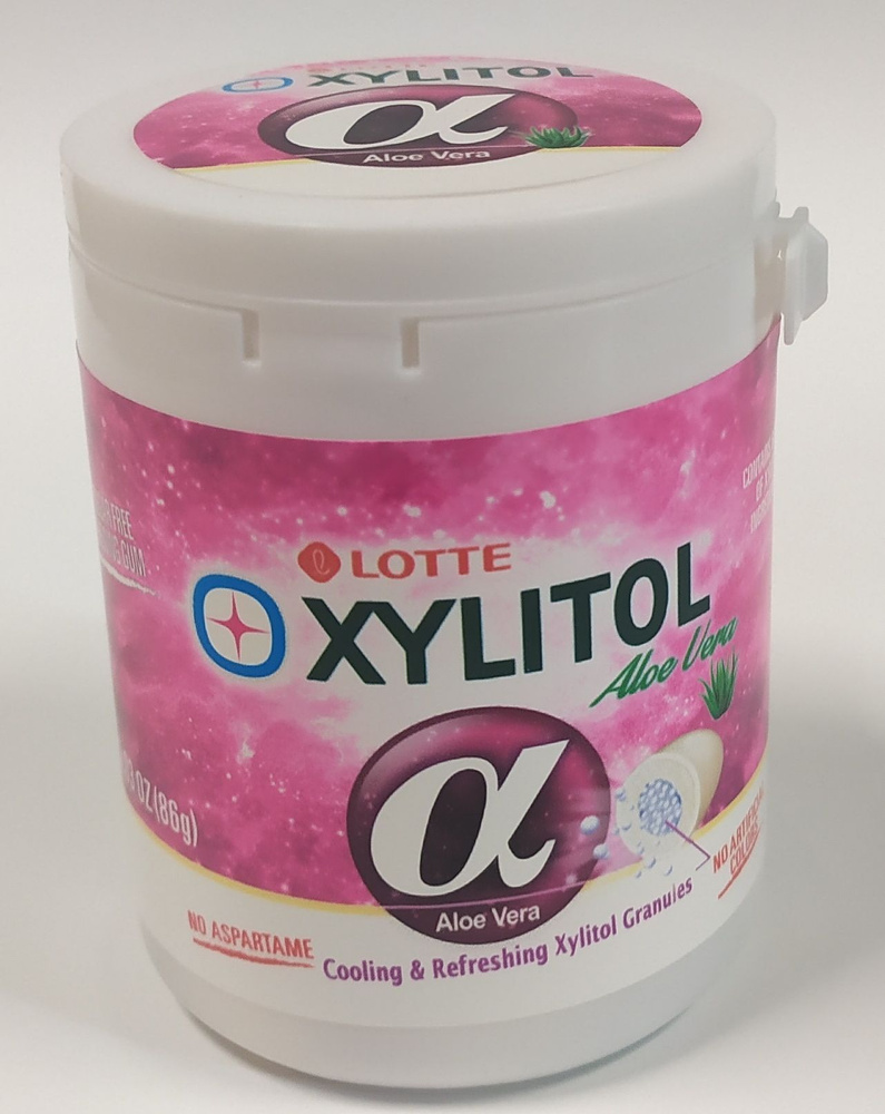 Резинка жевательная XYLITOL-alfa Aloe Vera вкус алоэ вера Lotte Korea, банка 86гр  #1