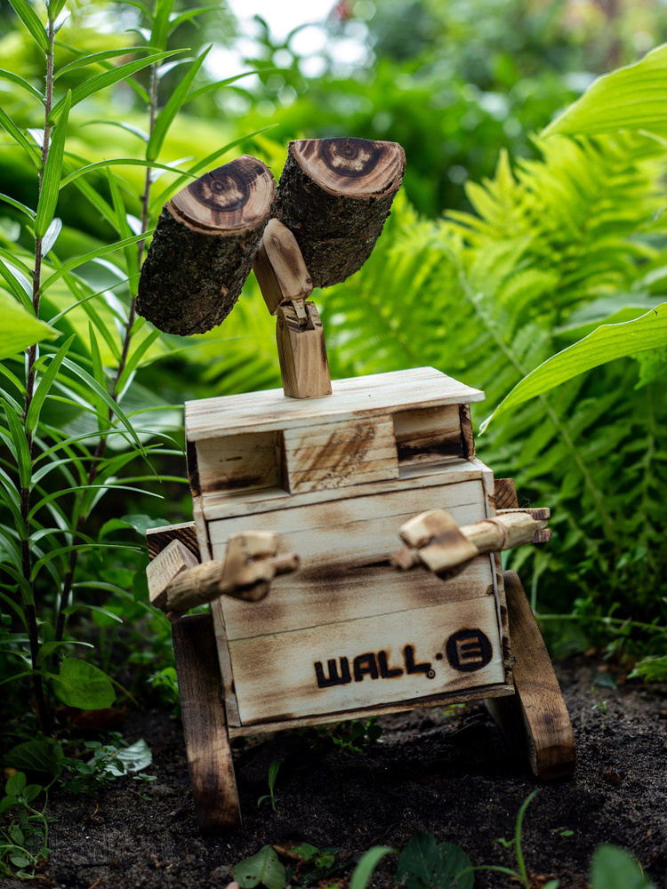 Робот Wall-e Валли. Копилка, тайник, игрушка. Ручная работа  #1