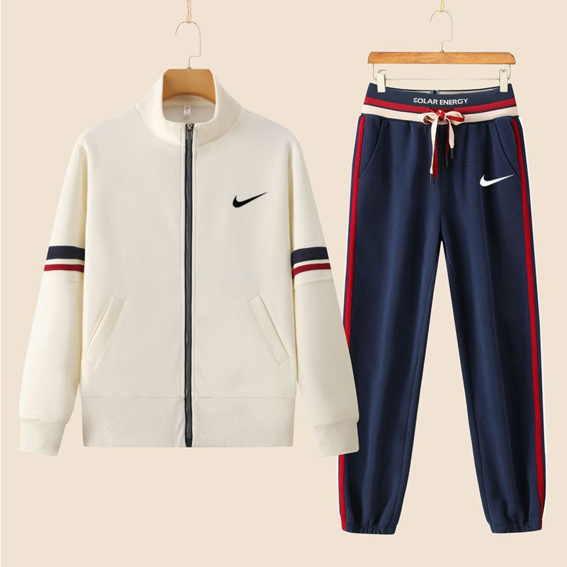 Костюм спортивный Nike #1