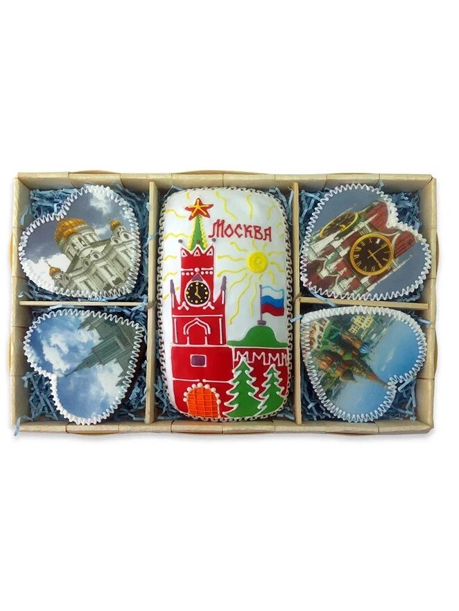 Подарочный набор имбирных пряников "Любимая Москва", 20*30см 600г  #1