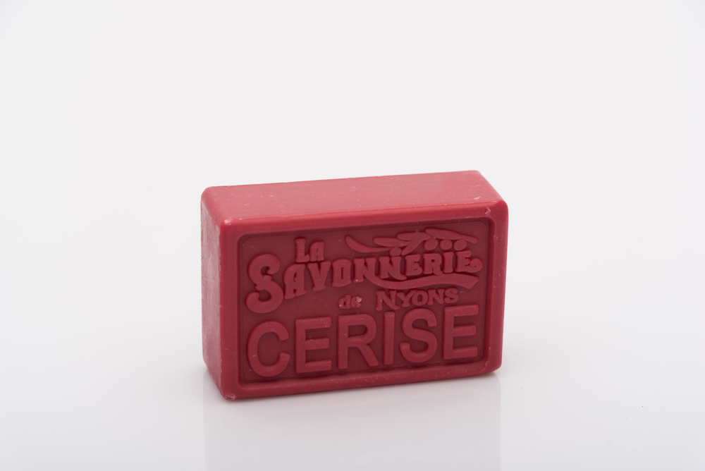Твердое мыло для рук и тела с вишней, прямоугольное 100 гр. La Savonnerie de Nyons, Франция.  #1