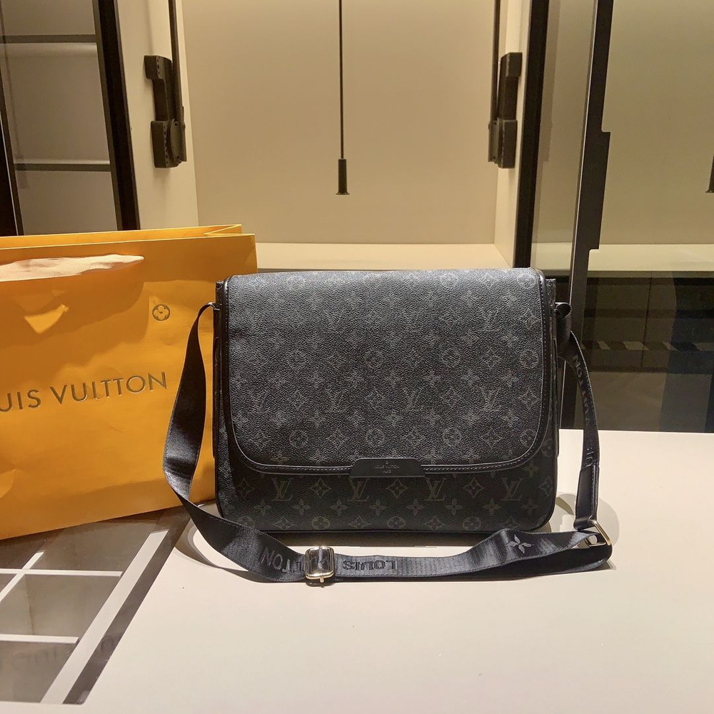 Louis Vuitton Сумка на плечо кросс-боди #1