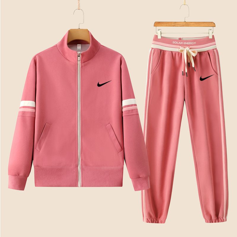 Костюм спортивный Nike #1