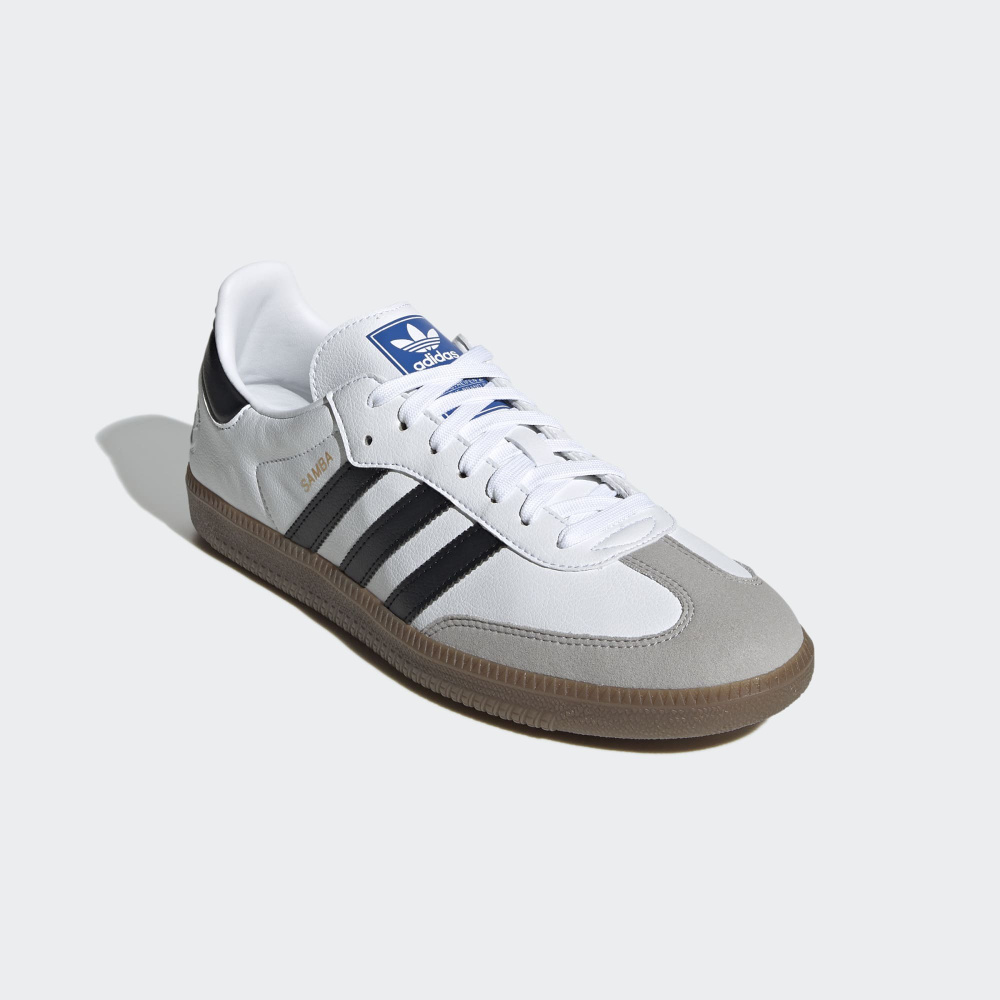 Кроссовки adidas #1